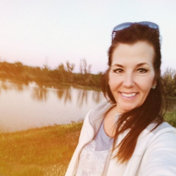 Meet your Posher, Mary - Picture 1 of 1